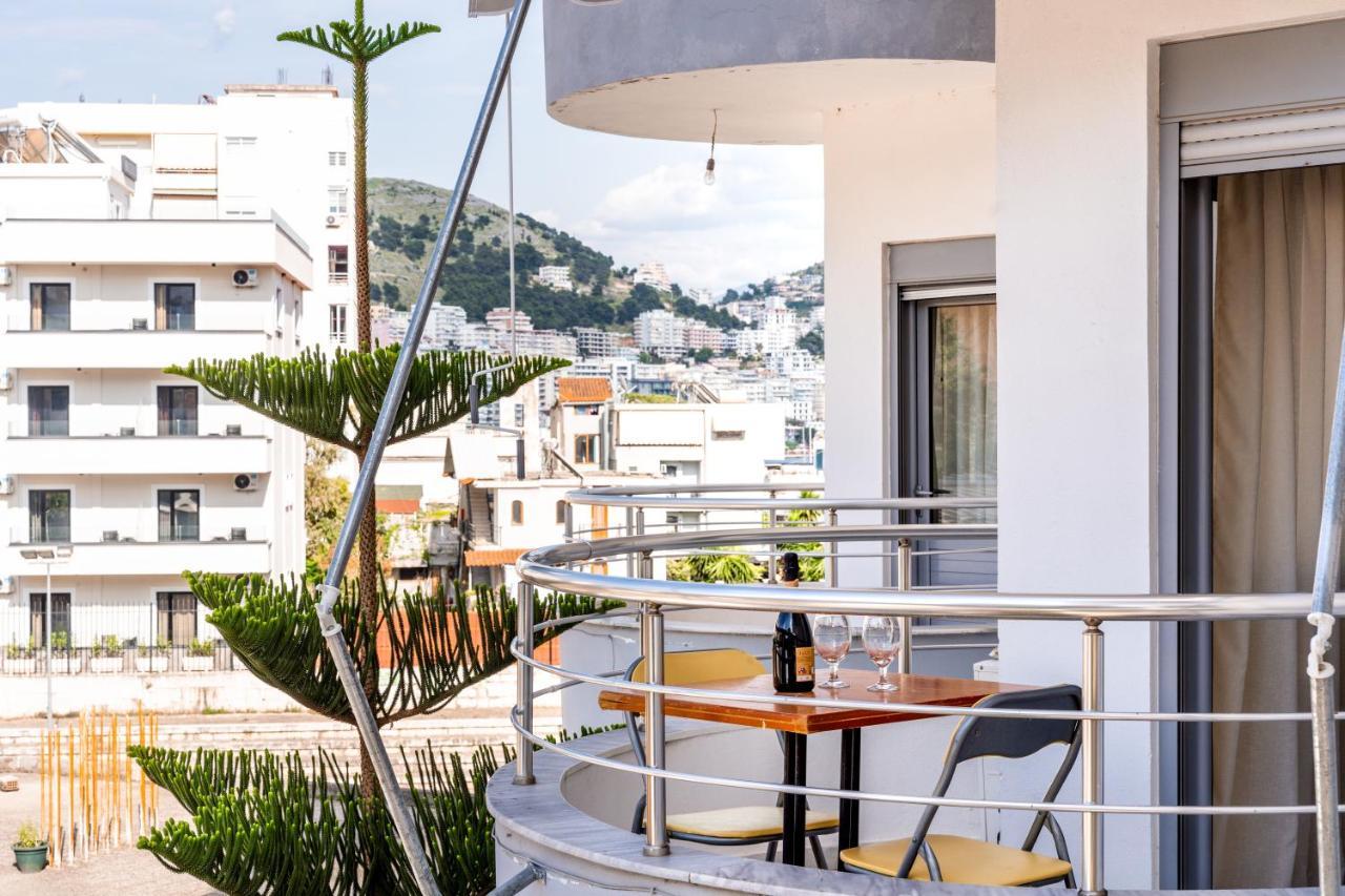 Work-Friendly Central Apartments, Saranda Kültér fotó