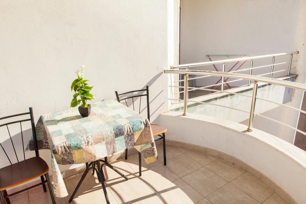 Work-Friendly Central Apartments, Saranda Kültér fotó